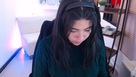 Veronica online show from 03/10/26, 12:10