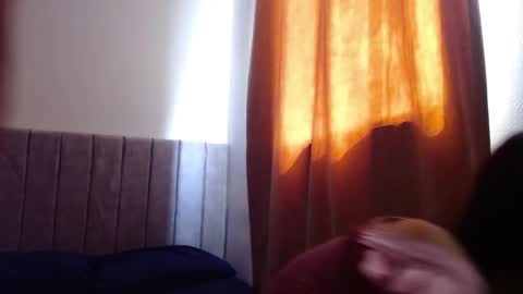 Ela and Santi online show from 11/23/25, 03:12