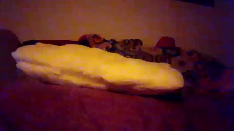 Snapshot of dani225812 chatting on 09/23/25, 12:24 Dani225812 online show from 09/23/25, 12:24