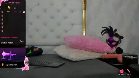 Snapshot of dani_ary chatting on 03/04/25, 05:45 DANI online show from 03/04/25, 05:45