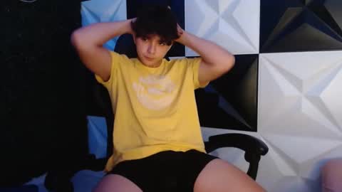 dani_cumboy online show from 02/27/25, 04:31