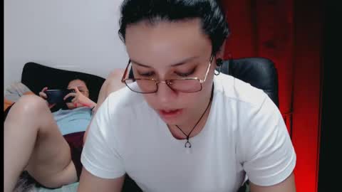 dani y jocelyn online show from 01/28/25, 07:53