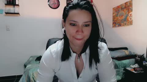 dani y jocelyn online show from 03/04/25, 11:19