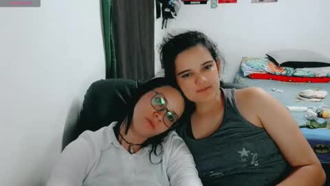dani y jocelyn online show from 10/14/25, 12:22