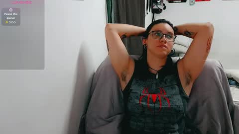 dani y jocelyn online show from 10/31/25, 07:26