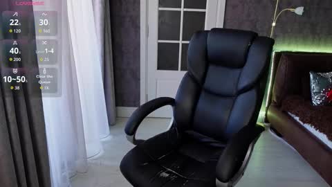 Snapshot of dani_kittys chatting on 09/24/25, 07:33 dani_kittys online show from 09/24/25, 07:33