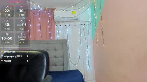 Snapshot of dani_lue chatting on 01/23/25, 11:48 dani_lue online show from 01/23/25, 11:48