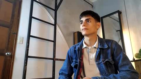 dani_mc online show from 12/16/25, 11:26