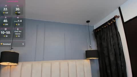 Snapshot of dania_moore_ chatting on 12/05/24, 07:38 JANE online show from 12/05/24, 07:38