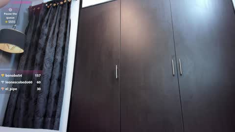 Snapshot of dania_moore_ chatting on 01/22/25, 10:48 JANE online show from 01/22/25, 10:48