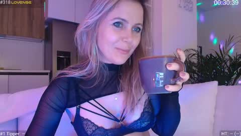 daniangel_web online show from 05/22/26, 06:13