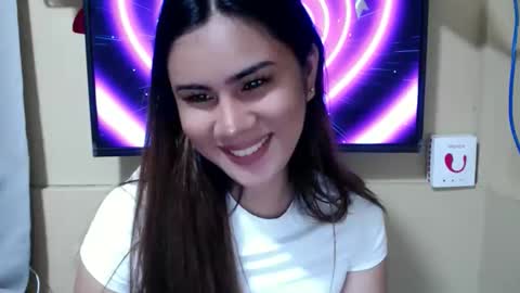 Snapshot of danica_wild chatting on 05/28/26, 01:47 Danica online show from 05/28/26, 01:47