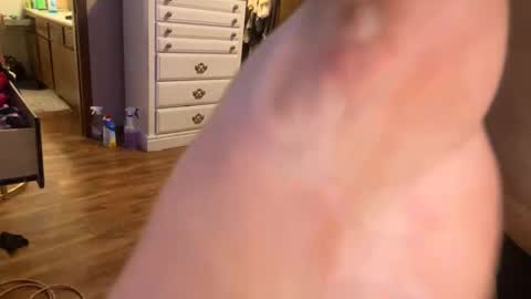 Snapshot of danidragon69 chatting on 12/07/24, 03:08 Dani Dragon online show from 12/07/24, 03:08