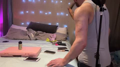 Snapshot of danidragon69 chatting on 03/09/25, 08:40 Dani Dragon online show from 03/09/25, 08:40