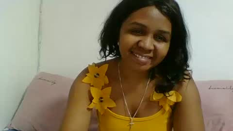 Snapshot of danie80704 chatting on 10/25/25, 09:42 danie80704 online show from 10/25/25, 09:42