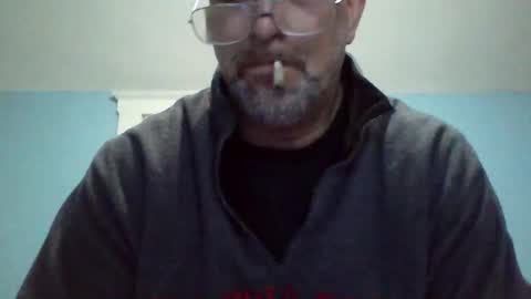 Daniel online show from 10/25/25, 01:35
