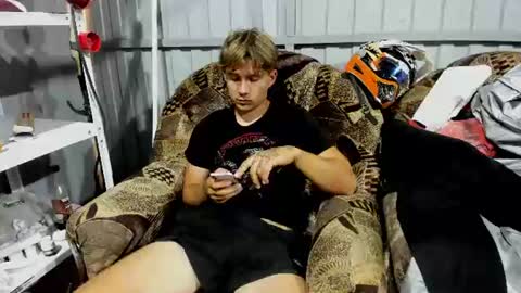 Snapshot of daniel_like chatting on 07/28/26, 06:20 Just Ben online show from 07/28/26, 06:20