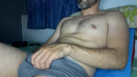 Snapshot of daniel_ny_ chatting on 11/05/25, 06:35 Dani online show from 11/05/25, 06:35