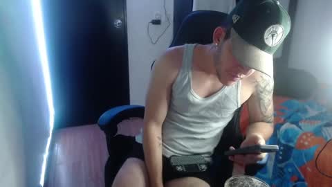 Snapshot of daniel_vargas5 chatting on 01/27/25, 03:15 Daniel online show from 01/27/25, 03:15