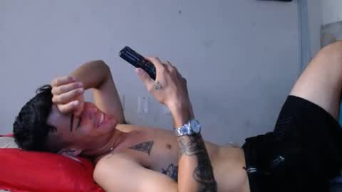 Snapshot of daniel_velez26 chatting on 11/27/25, 06:54 daniel_velez26 online show from 11/27/25, 06:54