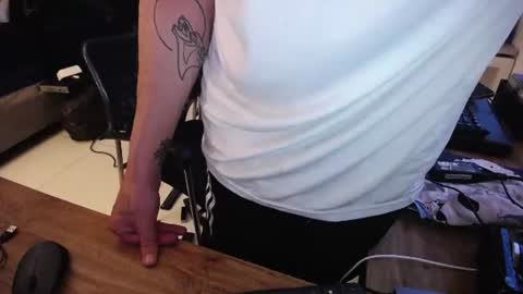 Snapshot of daniel_velez26 chatting on 06/11/26, 11:14 daniel_velez26 online show from 06/11/26, 11:14