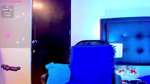 Snapshot of daniela_beauty chatting on 01/22/25, 08:49 daniela online show from 01/22/25, 08:49