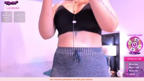 daniela online show from 07/28/26, 07:50