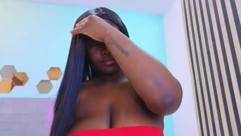 daniela_gil7 online show from 03/28/26, 12:05