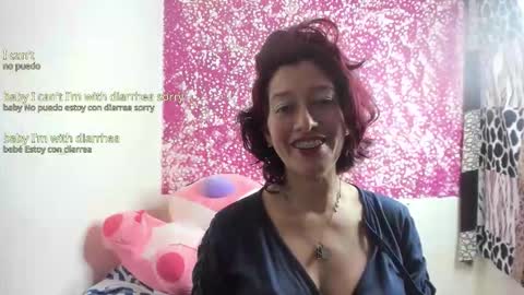 Snapshot of daniela_giraldo88 chatting on 10/24/25, 10:39 Daniela online show from 10/24/25, 10:39