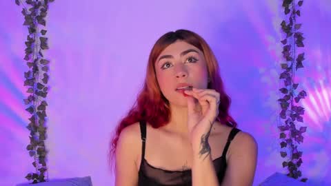 Snapshot of daniela_saenz1 chatting on 12/09/24, 10:41 Dani Saenz online show from 12/09/24, 10:41