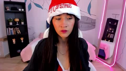 daniela_santanaa online show from 12/04/25, 02:21