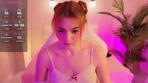 Daniela online show from 11/13/25, 10:03