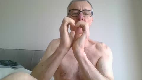 danielcoxone online show from 05/20/26, 08:42
