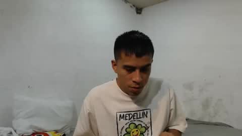 Snapshot of danielitopapii chatting on 12/27/24, 05:59 danielitopapii online show from 12/27/24, 05:59