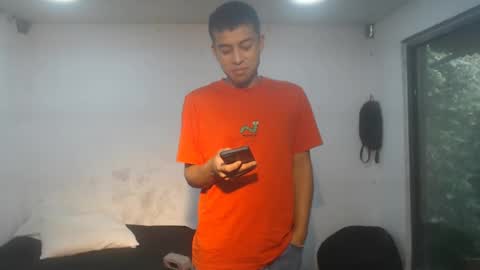 Snapshot of danielitopapii chatting on 12/31/24, 01:30 danielitopapii online show from 12/31/24, 01:30