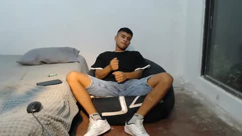 Snapshot of danielitopapii chatting on 01/31/25, 04:14 danielitopapii online show from 01/31/25, 04:14