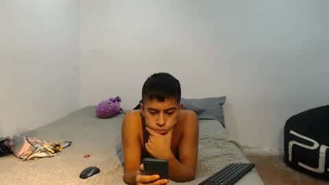 Snapshot of danielitopapii chatting on 02/05/25, 12:53 danielitopapii online show from 02/05/25, 12:53