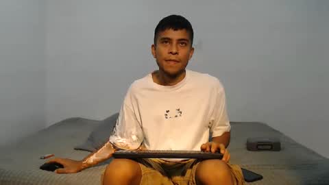 Snapshot of danielitopapii chatting on 02/06/25, 03:37 danielitopapii online show from 02/06/25, 03:37