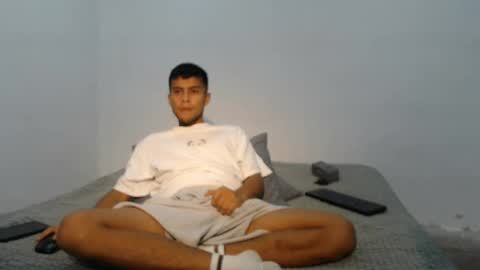 Snapshot of danielitopapii chatting on 02/07/25, 06:24 danielitopapii online show from 02/07/25, 06:24