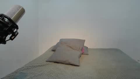 Snapshot of danielitopapii chatting on 02/08/25, 01:43 danielitopapii online show from 02/08/25, 01:43