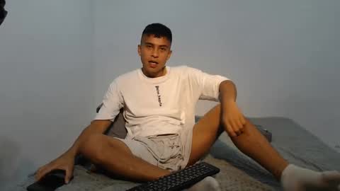 Snapshot of danielitopapii chatting on 02/08/25, 04:47 danielitopapii online show from 02/08/25, 04:47