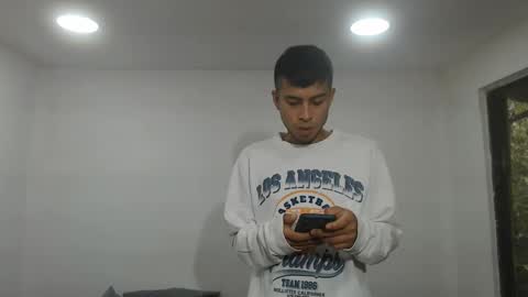 Snapshot of danielitopapii chatting on 02/18/25, 12:17 danielitopapii online show from 02/18/25, 12:17