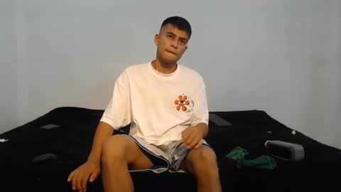 Snapshot of danielitopapii chatting on 02/21/25, 05:09 danielitopapii online show from 02/21/25, 05:09