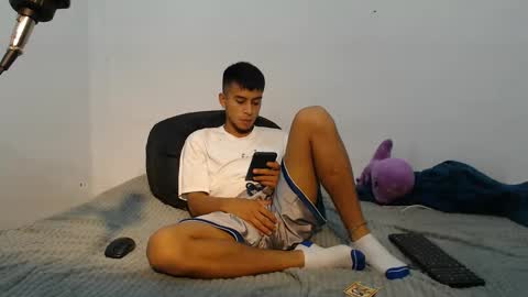 Snapshot of danielitopapii chatting on 02/26/25, 02:59 danielitopapii online show from 02/26/25, 02:59