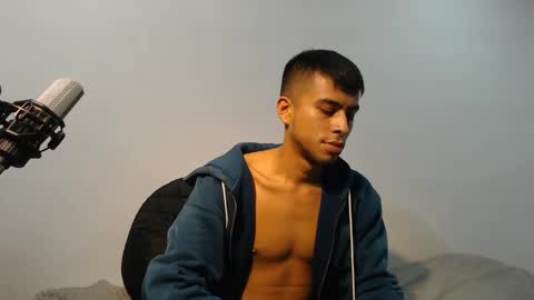 Snapshot of danielitopapii chatting on 02/28/25, 07:15 danielitopapii online show from 02/28/25, 07:15