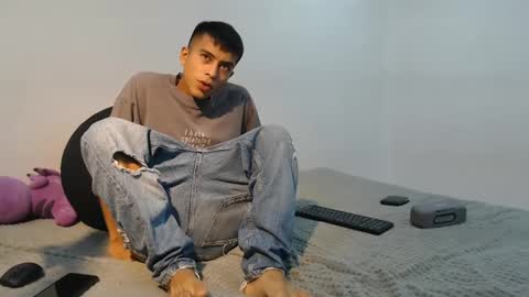 Snapshot of danielitopapii chatting on 02/28/25, 05:48 danielitopapii online show from 02/28/25, 05:48