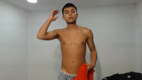 Snapshot of danielitopapii chatting on 03/05/25, 10:10 danielitopapii online show from 03/05/25, 10:10