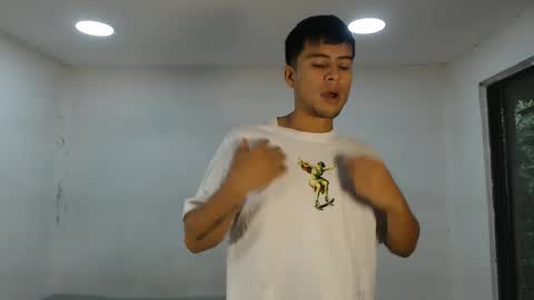 Snapshot of danielitopapii chatting on 09/30/25, 12:21 danielitopapii online show from 09/30/25, 12:21