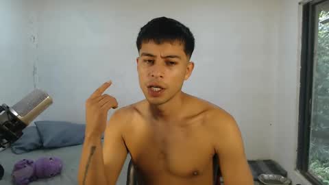 Snapshot of danielitopapii chatting on 11/05/25, 01:55 danielitopapii online show from 11/05/25, 01:55