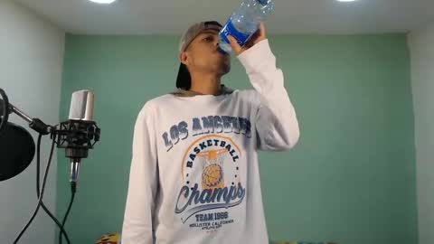 Snapshot of danielitopapii chatting on 11/14/25, 07:01 danielitopapii online show from 11/14/25, 07:01